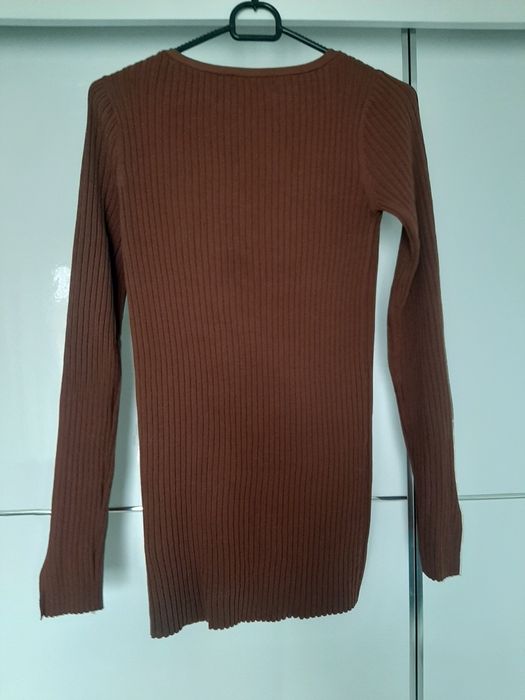 Sweterek Bershka