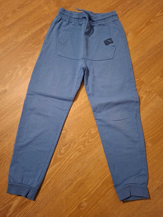 Spodnie dla chłopca 128