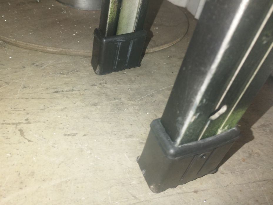 40/20 ножки для лестницы запчасти