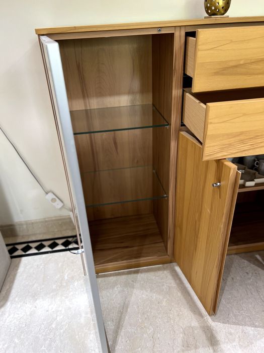 Aparador de sala electrificado