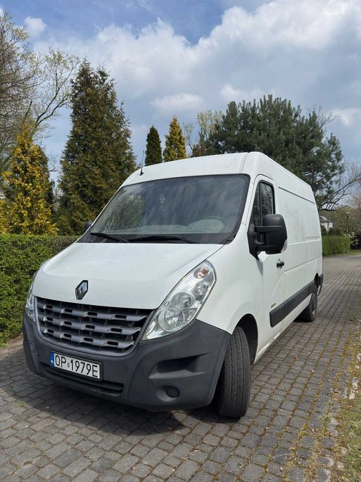 Wynajem busa dostawczego Renault Master | Zabrze i okolice