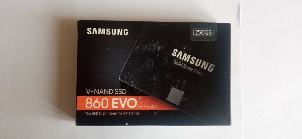 SSD накопичувач Samsung 860 EVO 2.5 250 GB (MZ-76E250BW) Новий!