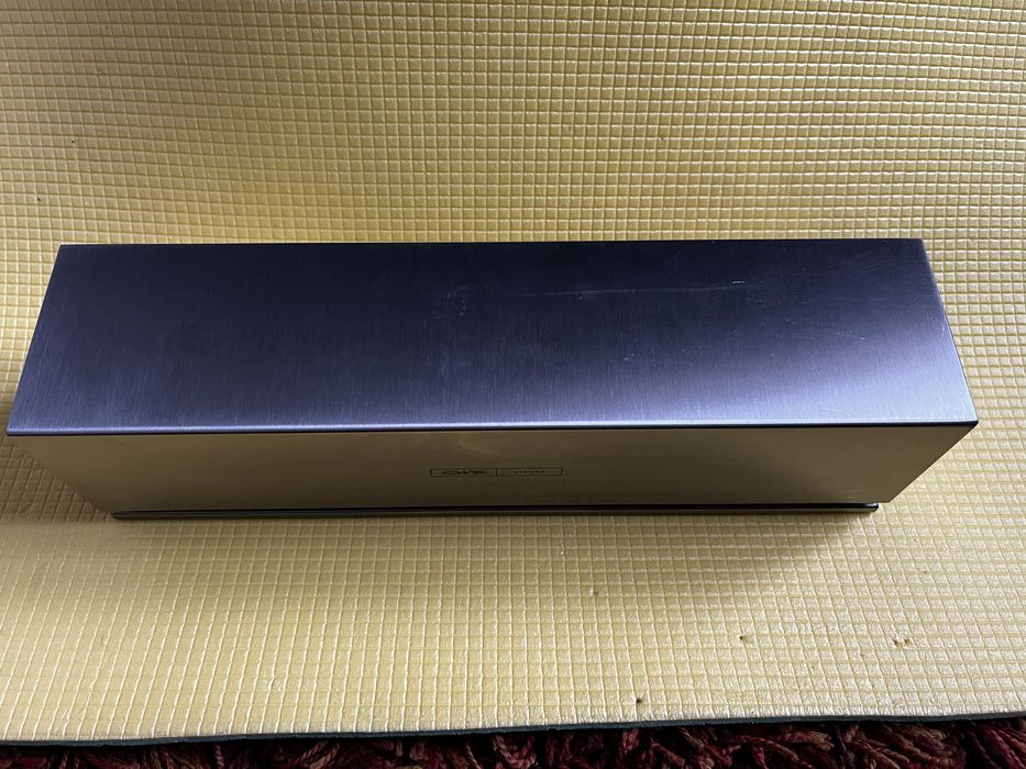 Диспенсер освіжувач повітря