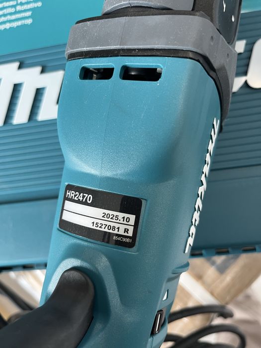 Перфоратор Makita HR2470 (Оригінал !)