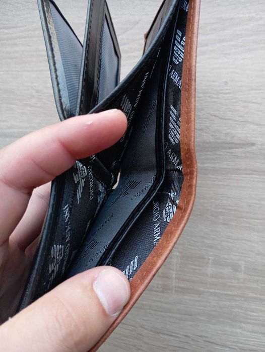 Portfel skórzany męski Emporio Armani - elegancki, promocja