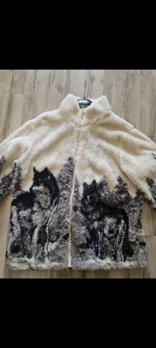 женские  осенние курточки 48 и50размер