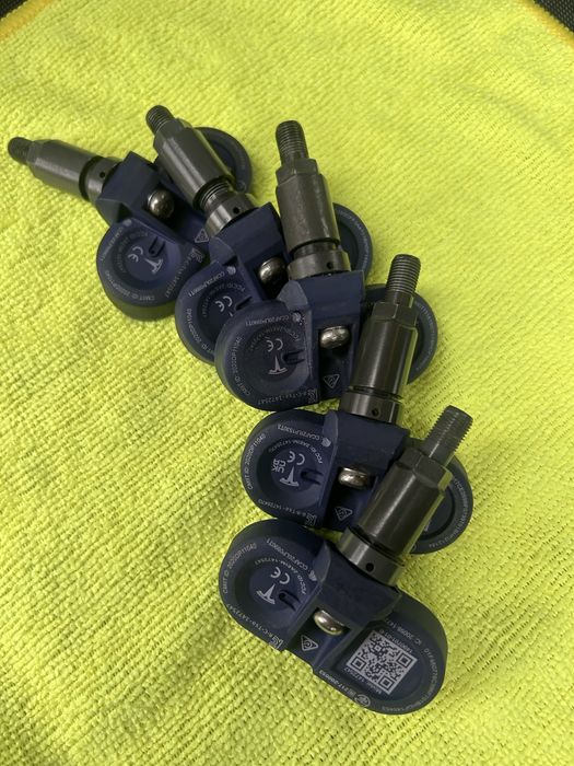 Датчики тиску Тесла  Модел 3 ,Y TPMS tesla
