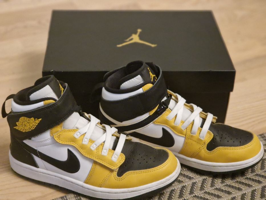 Nike Air Jordan 1 Hi Flyease żółte, r.40, oryginalne