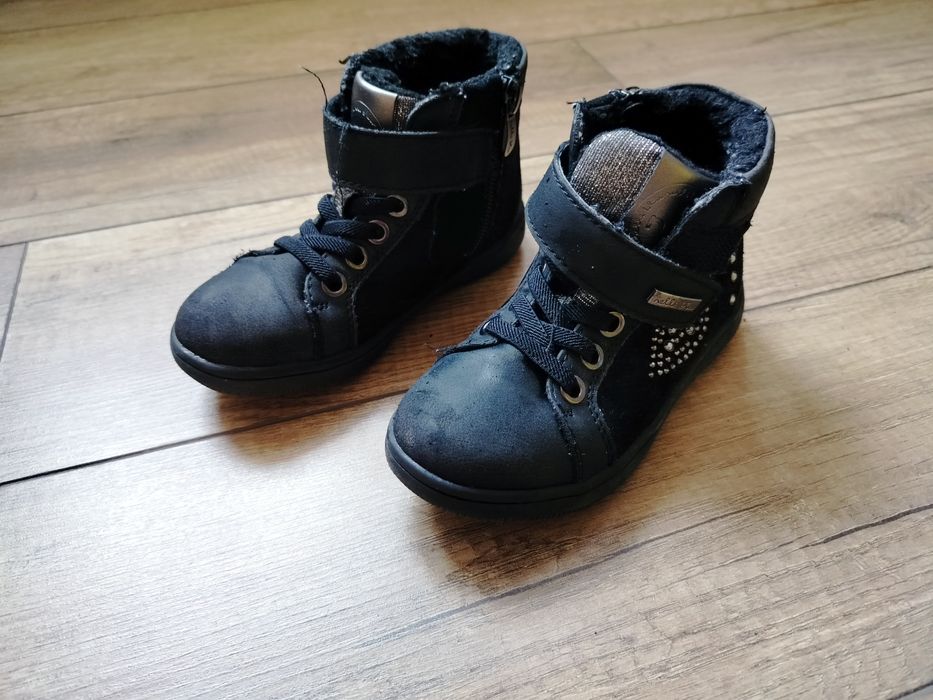 Ocieplane buty dla dziewczynki 27