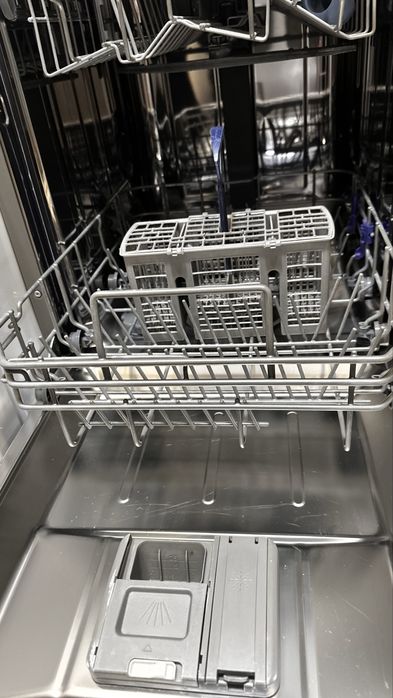 Посудомийна машина HANSEATIK під забудову,привезена з Німеччини