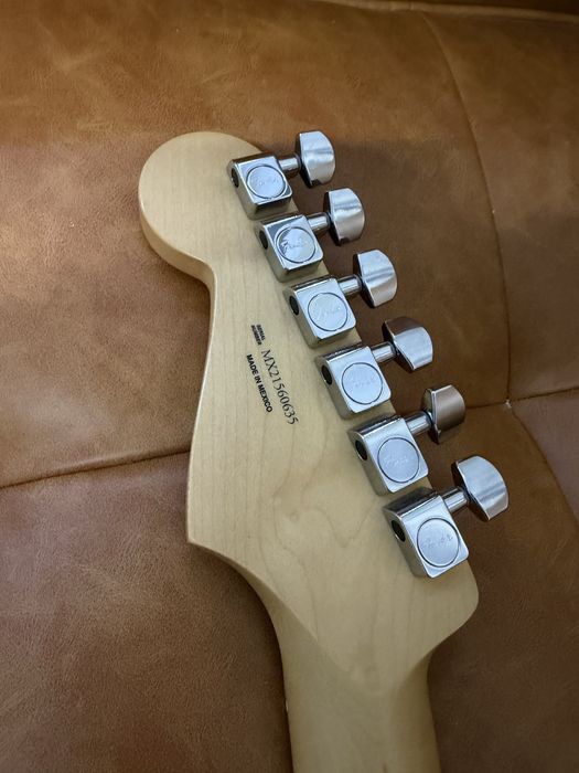 Fender Player Stratocaster MN 2TS