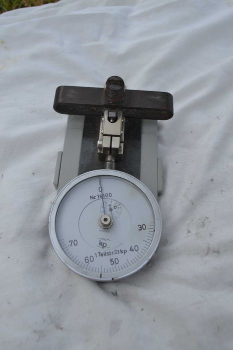 Livros Antigos e Antiguidades