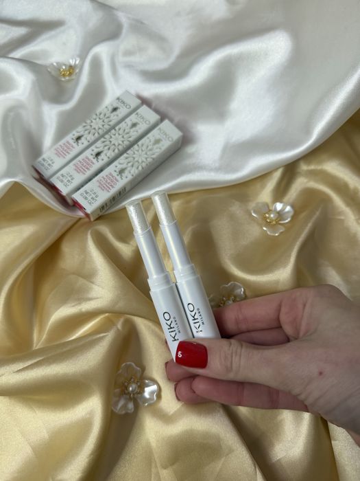 Желейні тіні kiko milano snow-kissed holiday icy charm eyeshadow 01