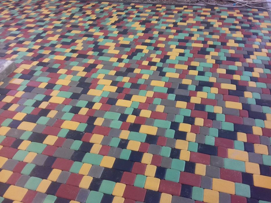 Вкладання Бруківки Тротуарної плитки