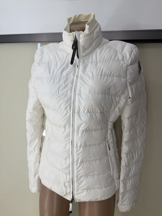 жіночий пуховик Parajumpers