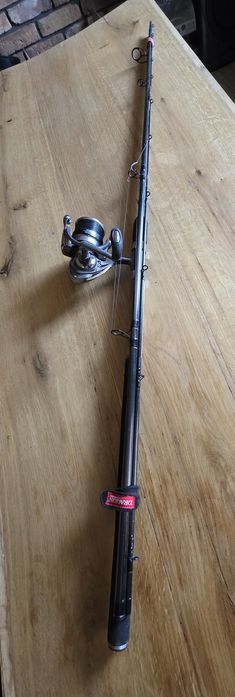 Daiwa n-zon wraz z kołowrotkami i pokrowcem