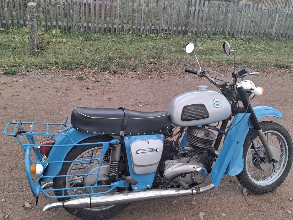 Продам мотоцикл иж планета 3