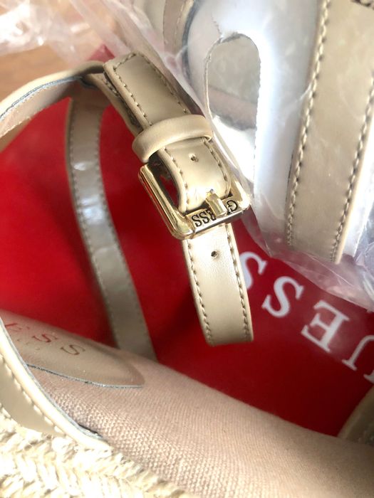 Guess espadryle sandaly roz 38