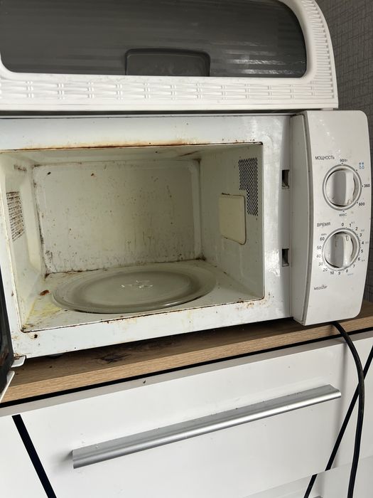 Продам мікрохвильовку
