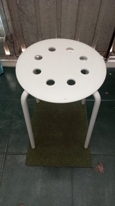 Banco branco IKEA
