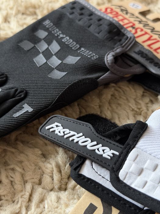 Перчатки fasthouse