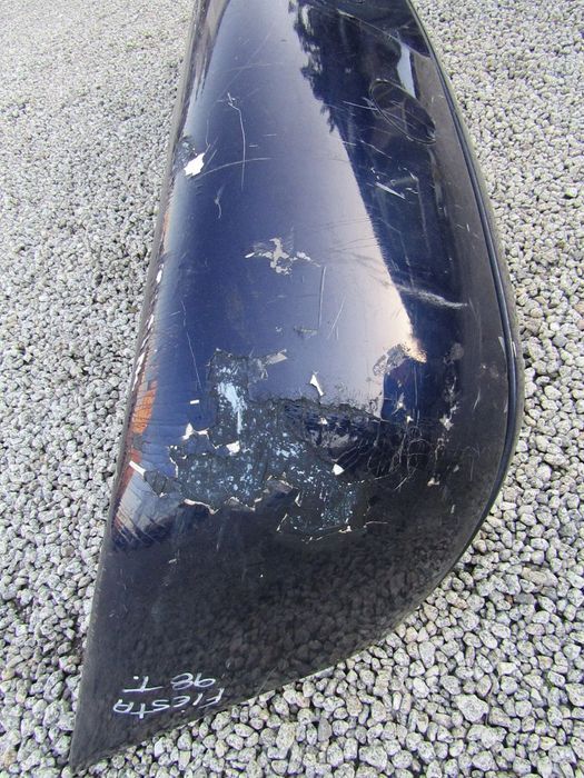 PARA-CHOQUES TRAS FORD FIESTA ano 1997 a 2000