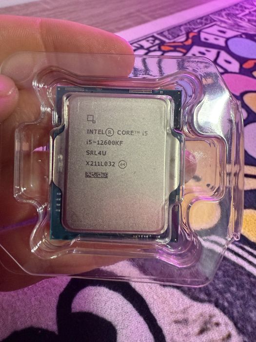 Процесор Intel Core i5 12600KF
