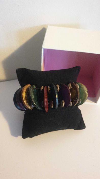 Rękodzieło boho bransoletki z drewna