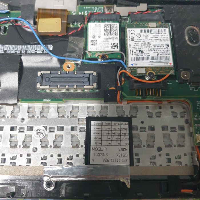 Motherboard lenovo x240 com processador i5-4300, testada sem anomalia
