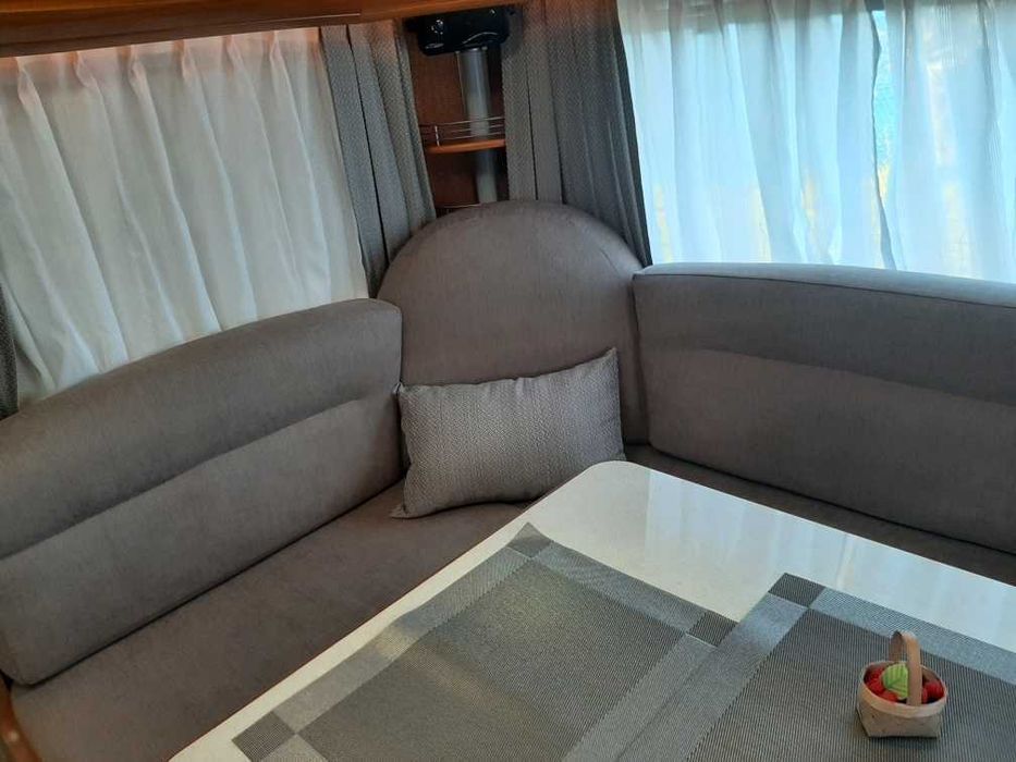 RENOWACJA TAPICERKI - Przyczepa kempingowa Camper