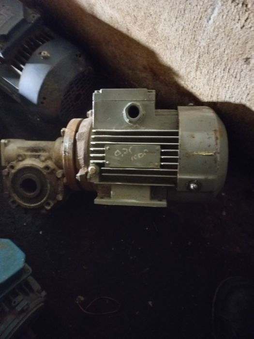 Электродвигатель