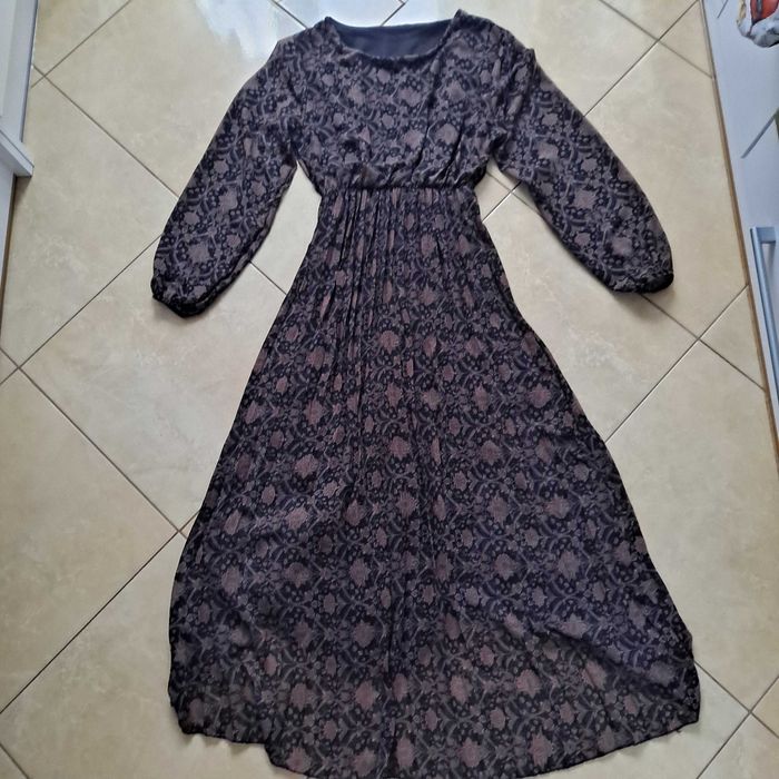 Plisowana sukienka 40