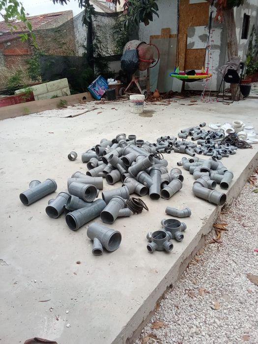 Vendem-se artigos para canalização