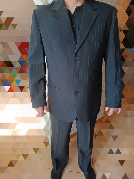 Garnitur męski NOWYr 52/170 czarny JaniMen