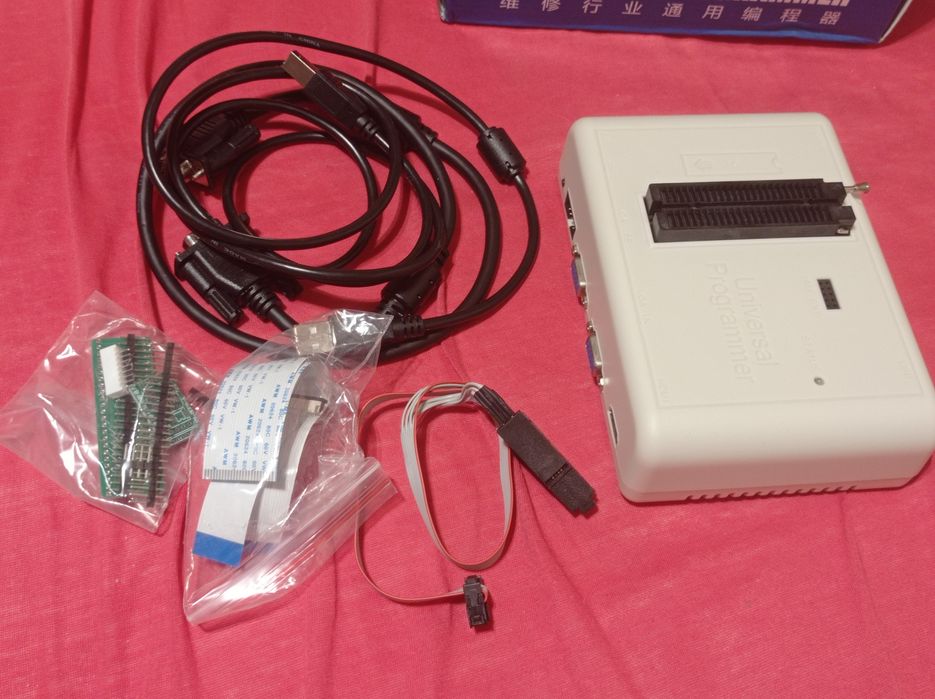Programator RT809H RT809HSE  Universal Programmer
