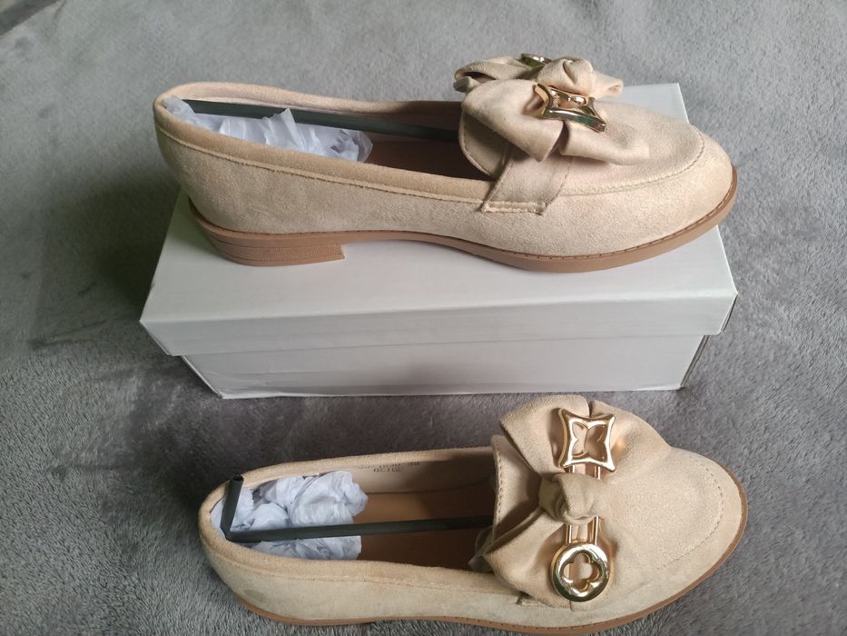 Mokasyny beżowe zamsz rozmiar 37 / 38