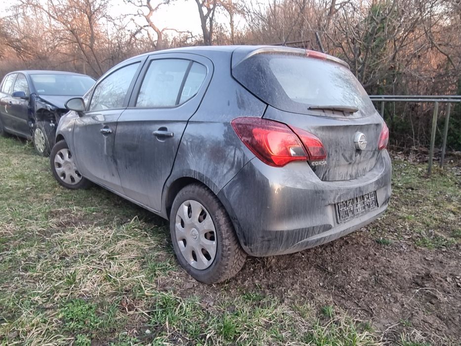 Opel corsa e 1.4 90 koni 60 tys. Lakier   z10d  na części.