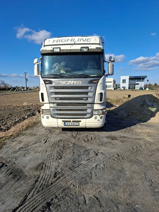SCANIA R420.