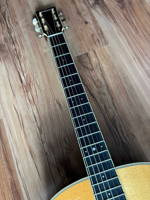 Gitara akustyczna Yamaha LL-6 z elektroniką