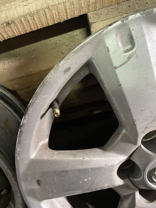 Комплект дисків r17 на Toyota rav 4 2005-2012 год