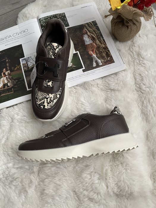 стильні кросівки гермес