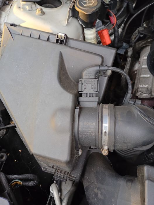 Przepływomierz BMW E90 E91 E60 2.0d