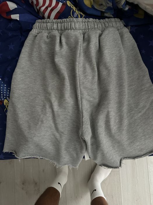 шорти 999 есірскі