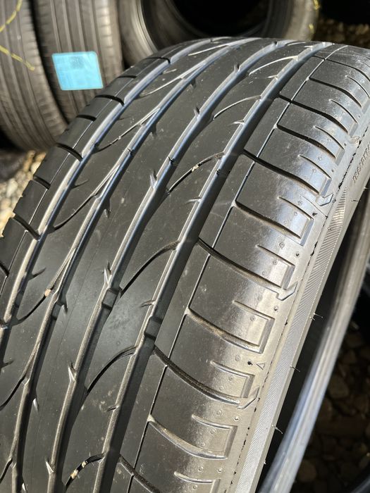 235/45 R19 2 шт.Bridgestone Dueler H/P Sport