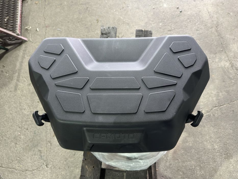 Кофр CF MOTO задній новий