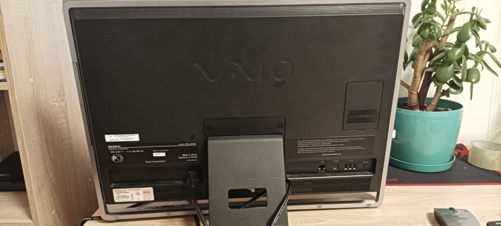 Продам моноблок , sony vaio VPCL11M1R
