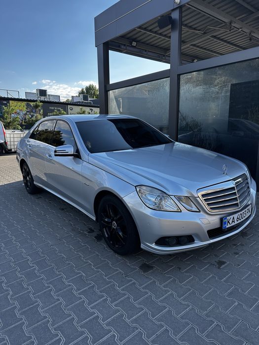 Мерседес  e klasse w212