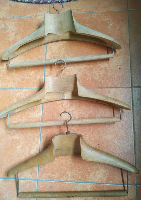 Cabides vintage madeira