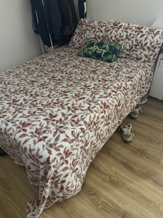 Vendo cana casal com estrado e colchao