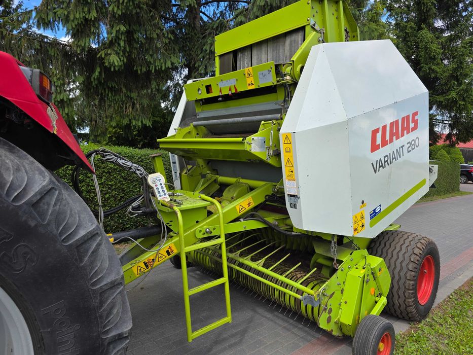 Prasa rolująca bele baloty Claas Variant 280 2003r. Case 5140